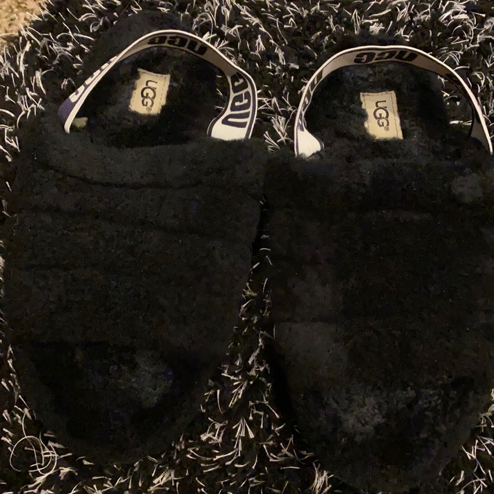 Ugg furr slippers
